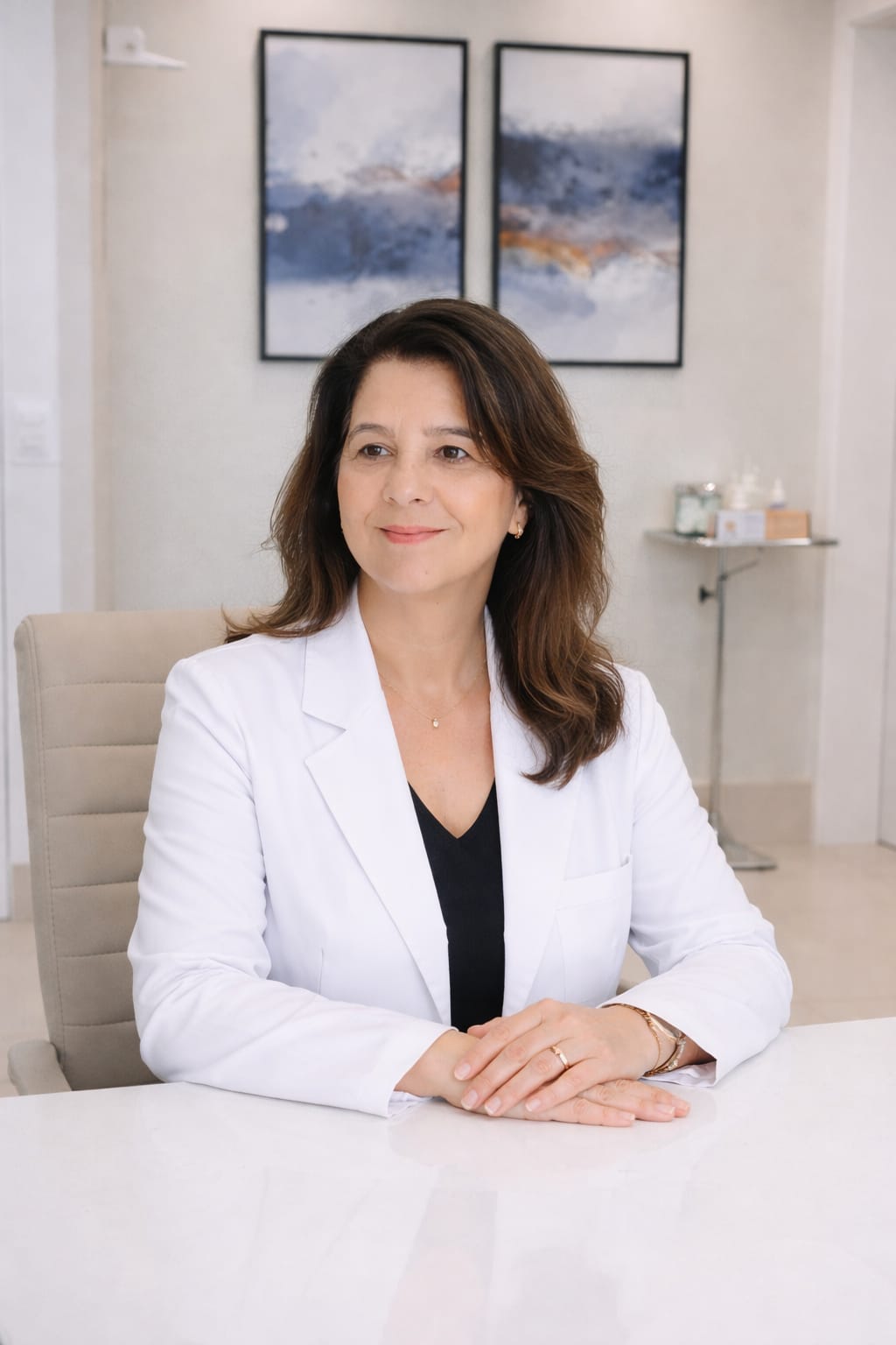 Dra. Valéria França